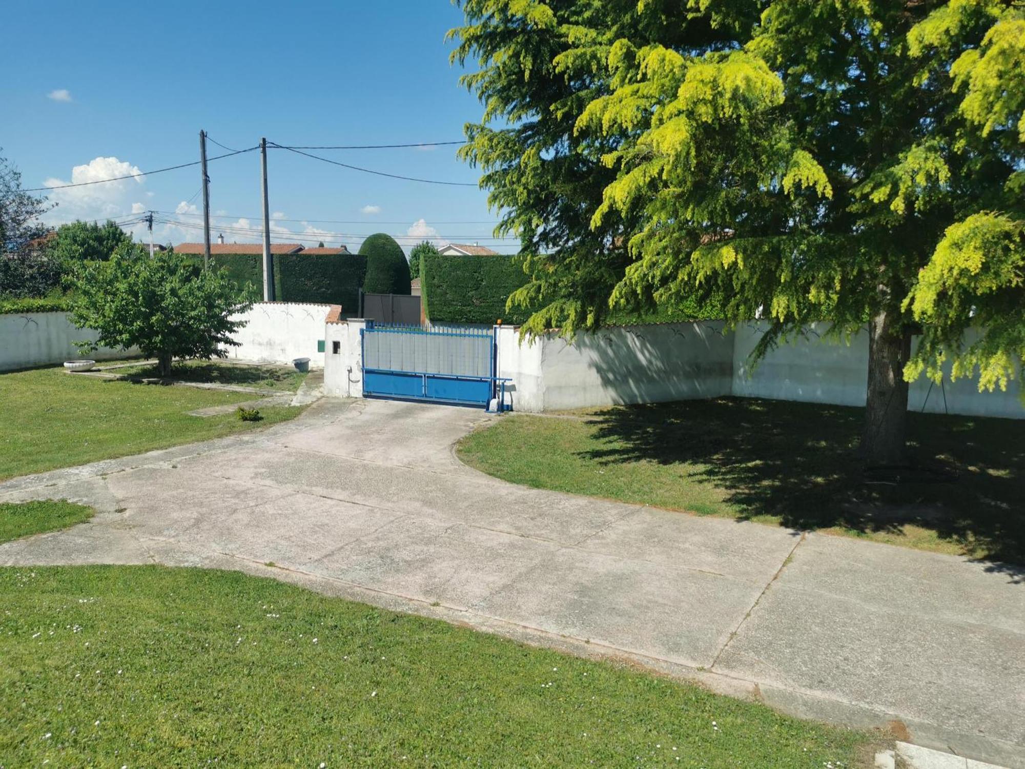 Gite Drome Des Colines Anneyron Exteriör bild